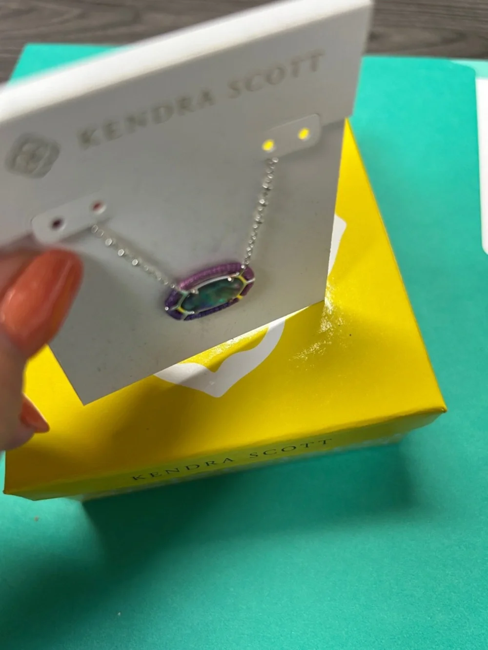 Kendra Scott Purple Iridescent Elisa Necklace - Picture 3 of 5